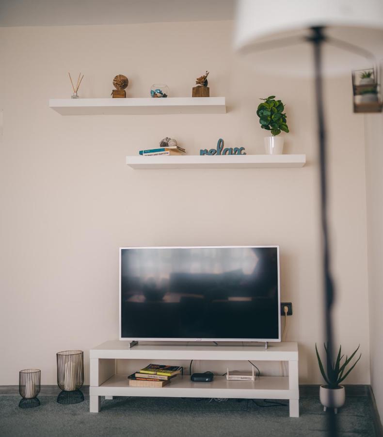 Unbeatable Location: New & Comfy Apartment Варна Экстерьер фото